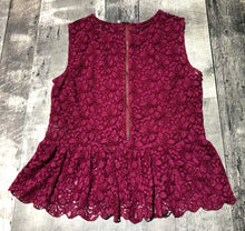 Load image into Gallery viewer, Talula magenta peplum lace top - Hers size S
