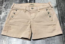 Load image into Gallery viewer, 7 for all mankind khaki mid rise shorts - Hers size 25
