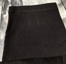 Load image into Gallery viewer, Banana Republic dark brown high rise straight fit pants - Hers size 6
