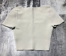 Load image into Gallery viewer, Babaton beige ribbed crop top - Hers size XS
