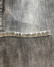 Load image into Gallery viewer, Frame dark blue crop jeans - Hers size 30
