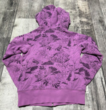 Load image into Gallery viewer, TNA purple hoodie - Hers size XXS
