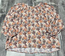 Load image into Gallery viewer, Wilfred pink/floral long sleeve blouse - Hers size L
