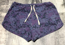 Load image into Gallery viewer, Sundry purple lounge shorts - Hers size 2
