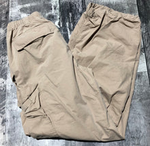 Load image into Gallery viewer, TNA beige high rise cargo pants - Hers size 2XS
