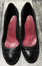 Load image into Gallery viewer, Kate Spade black heels - Hers size 9.5
