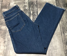 Load image into Gallery viewer, Mavi blue high rise wide leg jeans - Hers size 26
