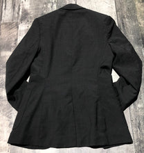 Load image into Gallery viewer, Talula black blazer - Hers size 6
