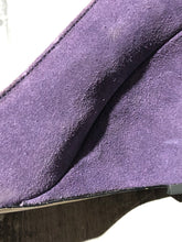 Load image into Gallery viewer, Michael Kors purple wedge heel - Hers size 9
