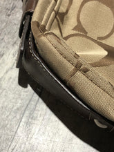 Load image into Gallery viewer, Coach brown/tan medium size purse

