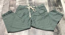 Load image into Gallery viewer, Wilfred teal green 37% linen cuffed pants - Hers size 4
