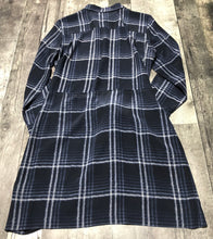 Load image into Gallery viewer, Club Monaco blue/white dress - Hers size 12
