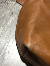 Load image into Gallery viewer, Coach brown medium purse
