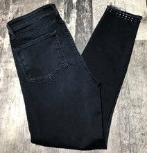 Load image into Gallery viewer, Fidelity dark blue high rise skinny jeans - Hers size 28
