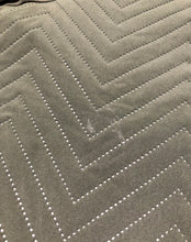 Load image into Gallery viewer, Sweaty Betty green light athletic jacket - Hers size M
