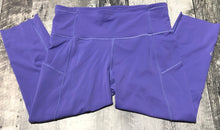 Load image into Gallery viewer, lululemon purple cropped leggings - Hers size 8

