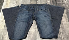 Load image into Gallery viewer, William Rast blue jeans - Hers size 25
