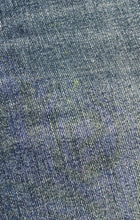 Load image into Gallery viewer, Denim Forum blue high rise skinny jeans - Hers size 26
