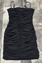 Load image into Gallery viewer, TEN by Babaton black dress - Hers size 6
