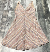 Load image into Gallery viewer, BCBG cream/pink/red dress - Hers size 6
