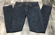 Load image into Gallery viewer, Nudie dark blue mid rise jeans - Hers size 25
