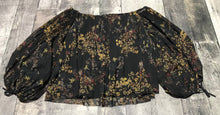Load image into Gallery viewer, Wilfred black/yellow crop blouse - Hers size S
