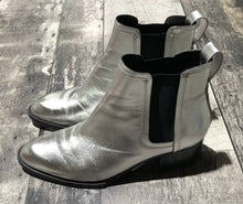 Load image into Gallery viewer, Rag &amp; Bone silver bootie - Hers size 39
