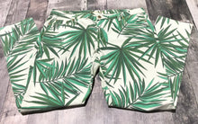 Load image into Gallery viewer, Michael Kors green/mint mid rise pants - Hers size 16
