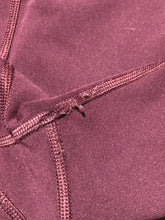 Load image into Gallery viewer, lululemon burgundy capri leggings - Hers size 6
