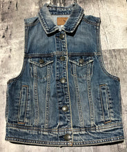 Load image into Gallery viewer, American Eagle blue crop denim desk - Hers size XS
