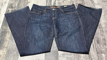 Load image into Gallery viewer, Mavi dark blue mid rise flare jeans - Hers size 30

