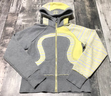 Load image into Gallery viewer, lululemon grey/yellow/light grey zip up hoodie - Hers size 6
