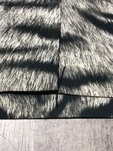 Load image into Gallery viewer, Michael Kors grey/black dress - Hers size 0
