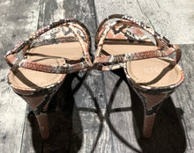Load image into Gallery viewer, BP brown/cream/pink heels - Hers size 10
