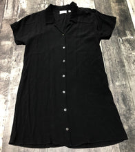 Load image into Gallery viewer, Wilfred Free black button up dress - Hers size XS
