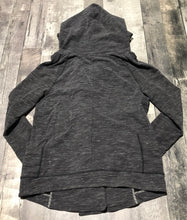 Load image into Gallery viewer, lululemon grey button up hoodie - Hers size 6
