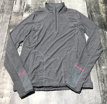 Load image into Gallery viewer, lululemon grey long sleeve athletic half zip - Hers size 8
