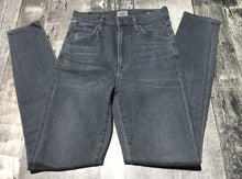 Load image into Gallery viewer, Citizens of Humanity grey high rise skinny jeans - Hers size 25
