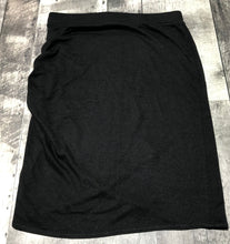 Load image into Gallery viewer, Wilfred Free black skirt - Hers size L
