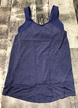 Load image into Gallery viewer, lululemon purple tank top - Hers size approx M
