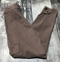Load image into Gallery viewer, Wilfred Free brown high rise jeans - Hers size 2
