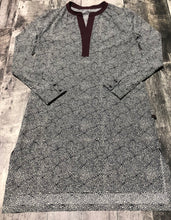 Load image into Gallery viewer, lululemon black/cream/burgundy dress - Hers size approx M
