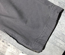 Load image into Gallery viewer, TNA grey mid rise pants - Hers size 4

