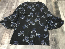 Load image into Gallery viewer, H&amp;M black/blue long sleeve dress - Hers size 4
