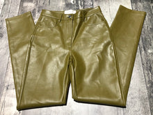 Load image into Gallery viewer, Wilfred green The Melina high rise fake leather pants - Hers size 2
