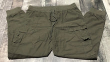 Load image into Gallery viewer, Community green mid rise pants - Hers size L
