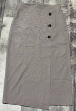 Load image into Gallery viewer, Babaton white/black/brown long skirt - Hers size 2
