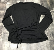 Load image into Gallery viewer, Wilfred Free black wrap long sleeve shirt - Hers size M
