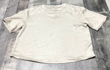 Load image into Gallery viewer, Joe Fresh champagne crop oversized tshirt - Hers size S
