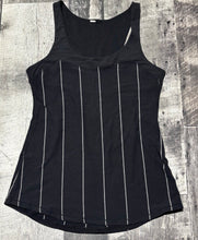 Load image into Gallery viewer, lululemon black/white tank top - Hers size approx S
